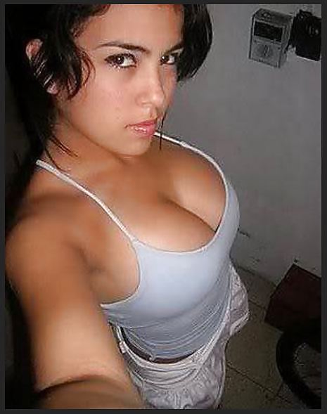 More Cleavage Babes From MeetMeMatch #9917567