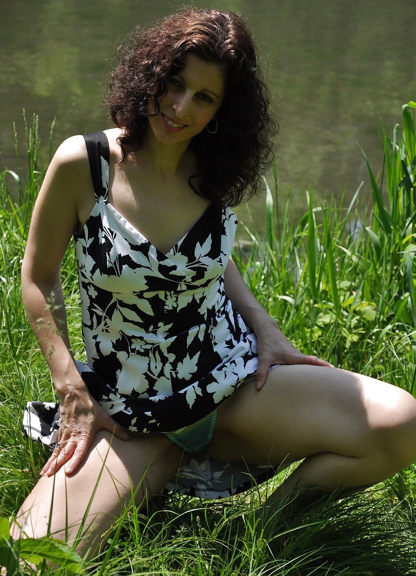 Outdoors 048 #9506510