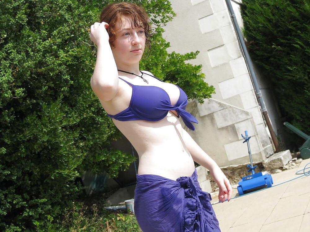 Fotzen im Badeanzug und Bikini #8783072