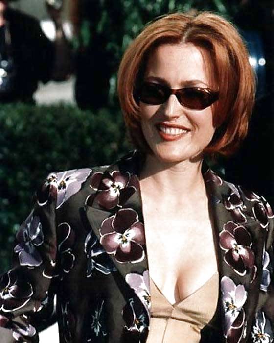 Female Celebs - Gillian Anderson - The truth is in there... #20940402