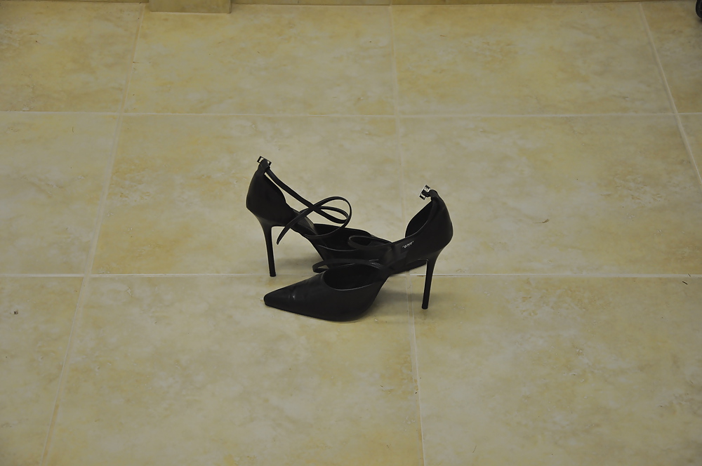 De vuelta en negro y rojo rubí uñas de los pies
 #6793773