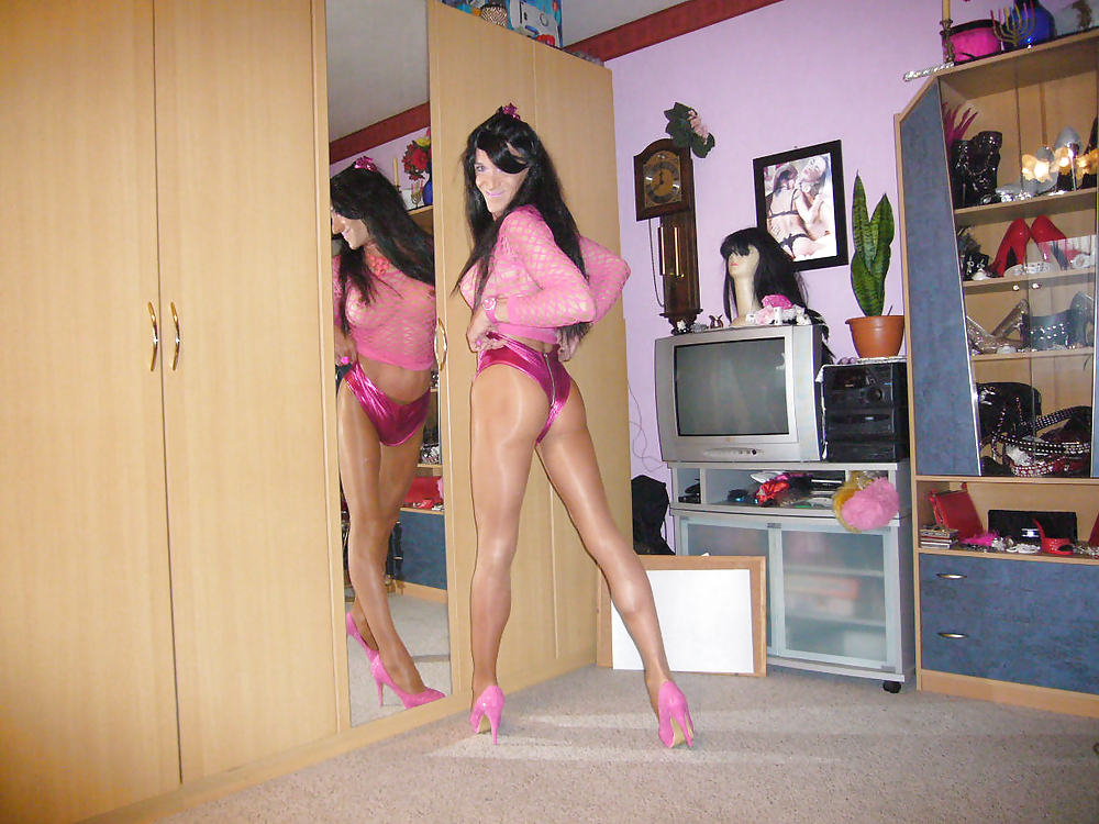 Dama chanthal
 #17432628