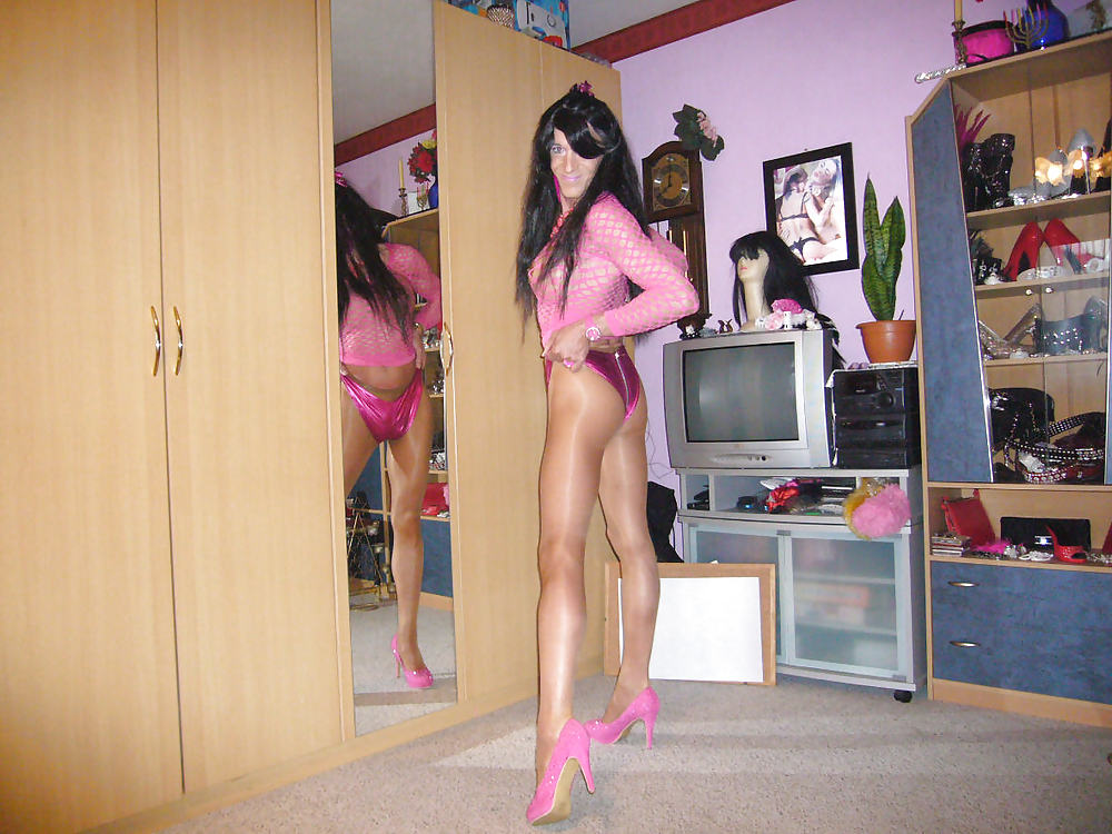 Dama chanthal
 #17432633