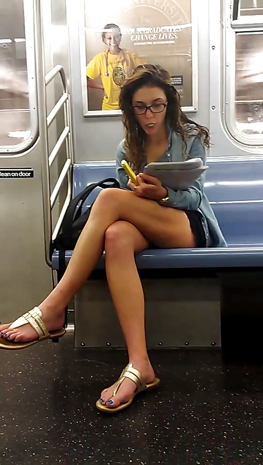 New York Subway Mädchen Kaugummi Blase Blasen Kauen #20940031
