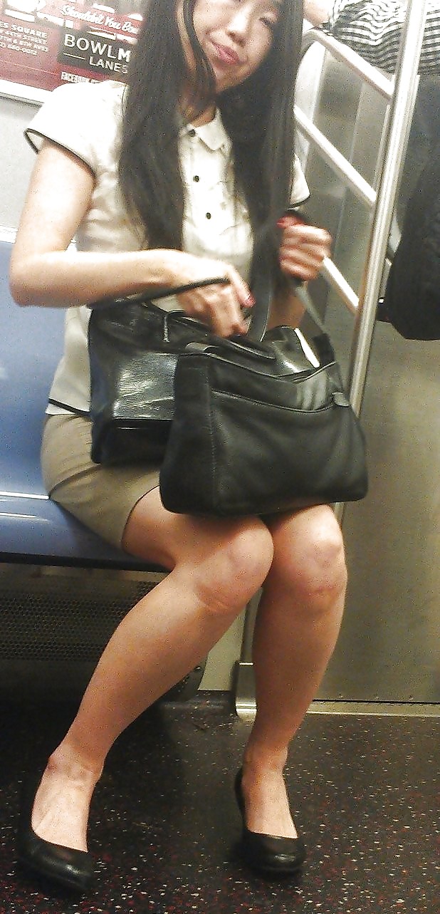New York Subway Girls Busted and Caught Looking #22301341