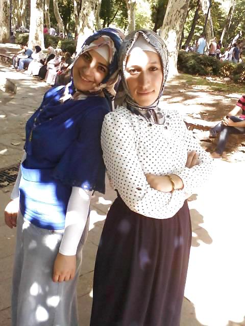 Hijab Arab Turc, Turban Portant Renouvellement Est éteint #18205177