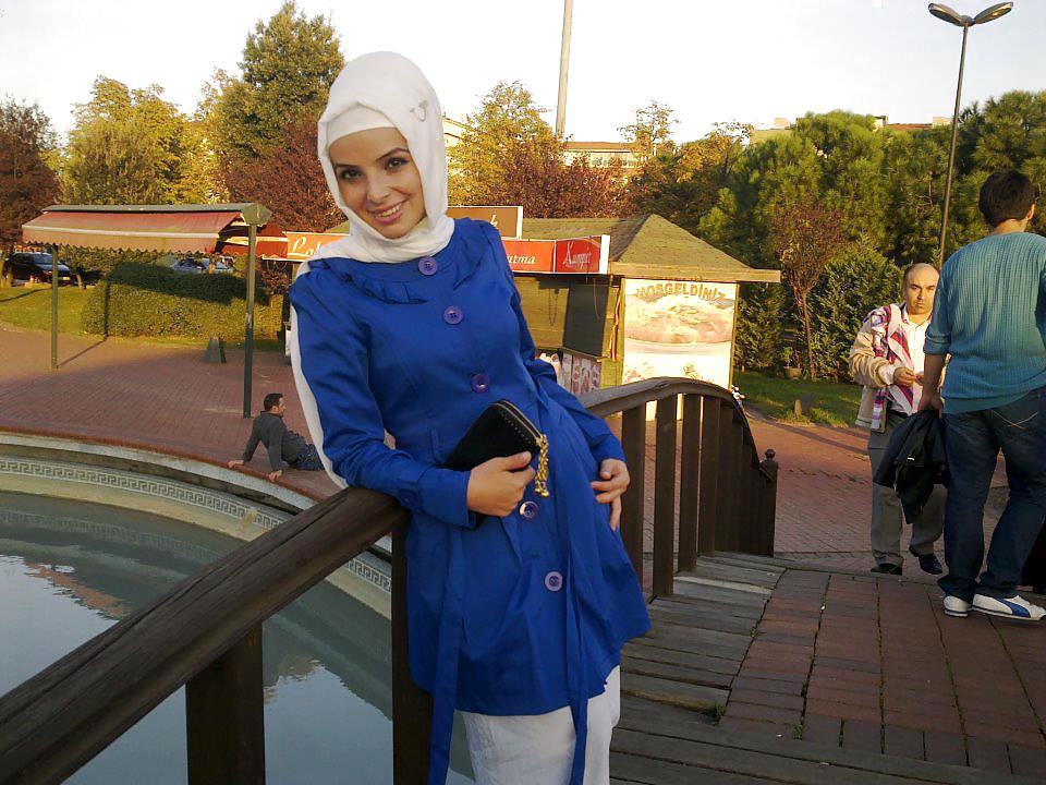 Hijab Arab Turc, Turban Portant Renouvellement Est éteint #18205290