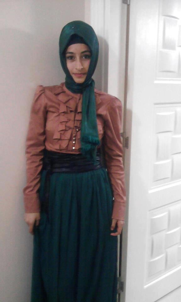 Hijab Arab Turc, Turban Portant Renouvellement Est éteint #18205298