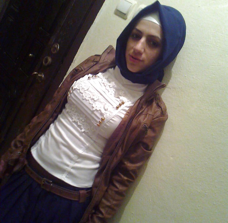 Hijab Arab Turc, Turban Portant Renouvellement Est éteint #18205432