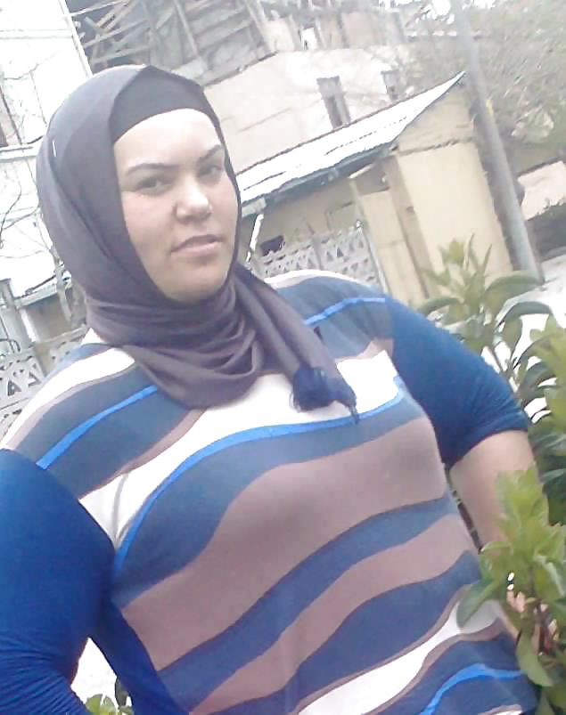 Türkisches Arabisches Hijab, Turban Tragenden Verlängerung Ausgeschaltet Ist #18205481
