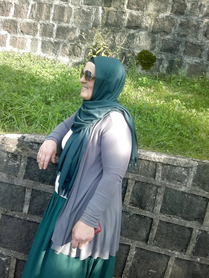 Hijab Arab Turc, Turban Portant Renouvellement Est éteint #18205553