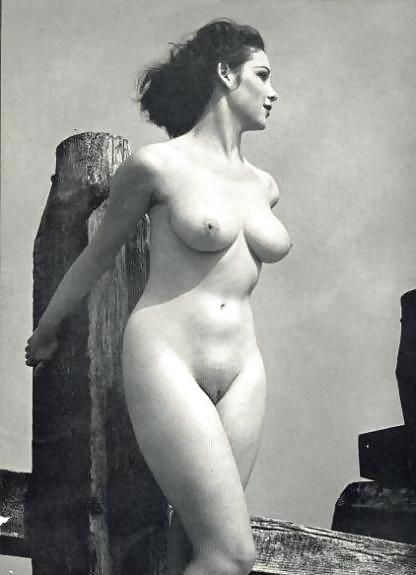 Noir Et Blanc Vintage Par La Pornographie Krmanjonac #3908939