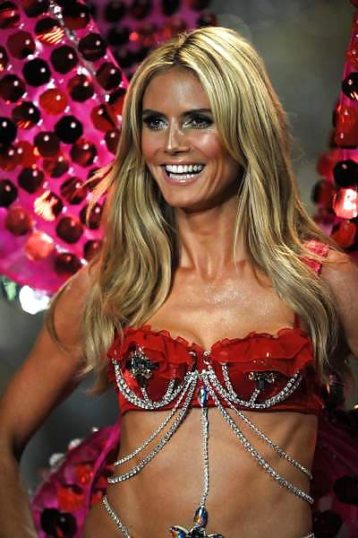 Heidi klum mega collezione 
 #5100821