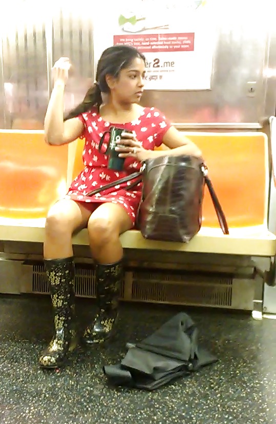 New York Subway Girls #17509960
