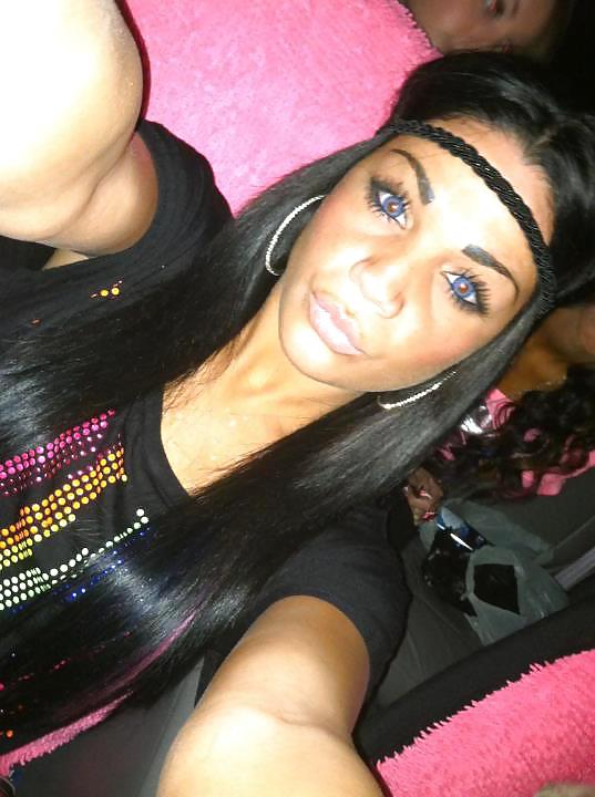 Close Ups #8838988