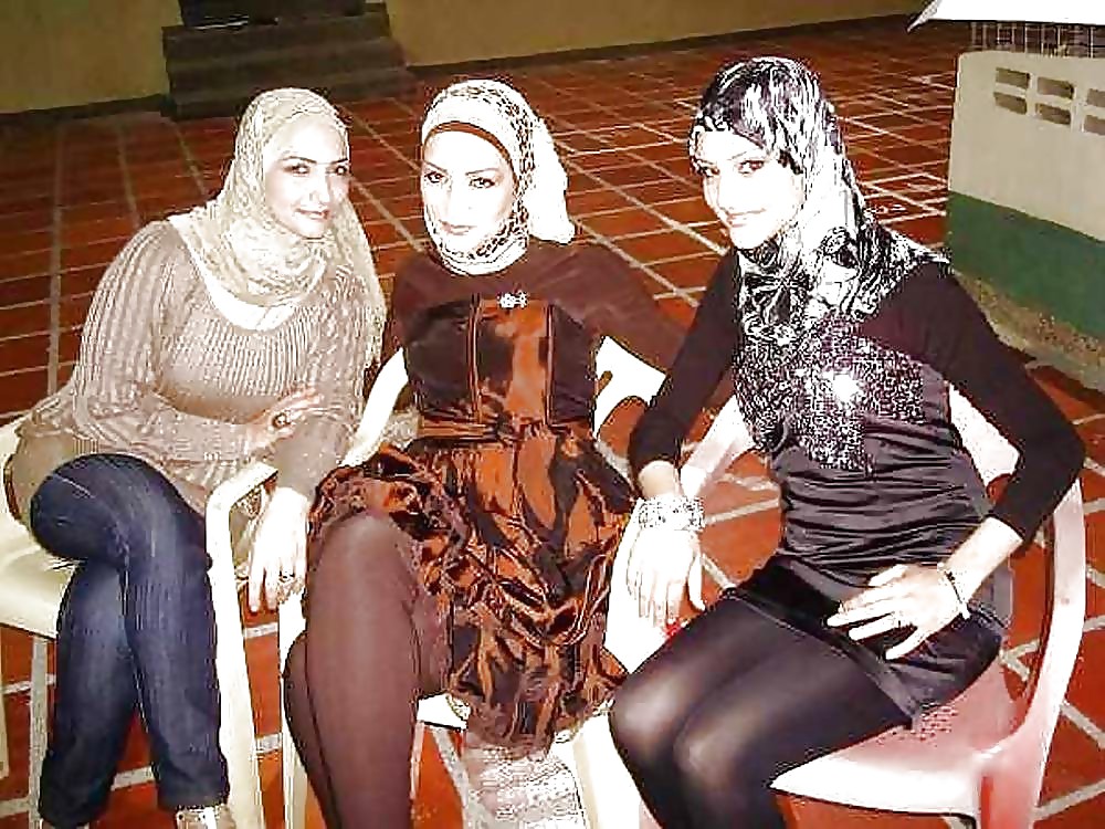 Hijab #18765472