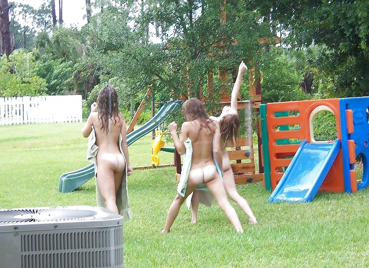 Naked Girl Groups #1010455