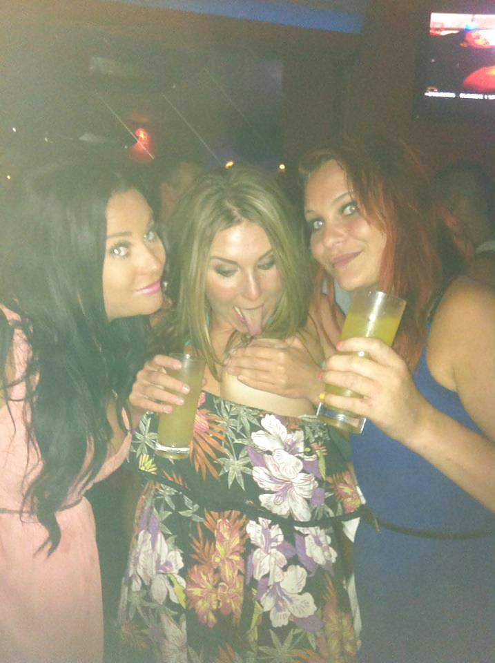 Facebook2
 #21502395