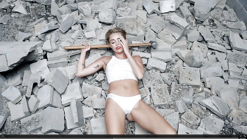 Sex Nude Miley Cyrus Wrecking Ball September 2013 #19763775