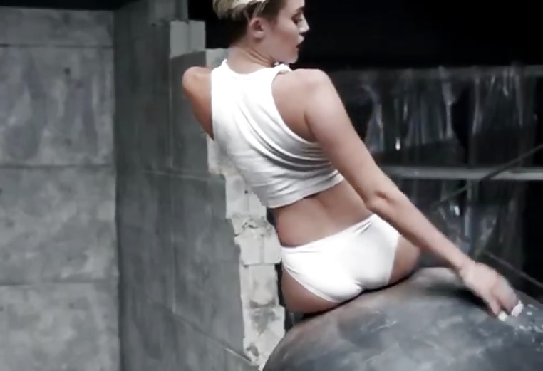 Sexe Miley Cyrus Nue Wrecking Ball Septembre 2013 #19763834