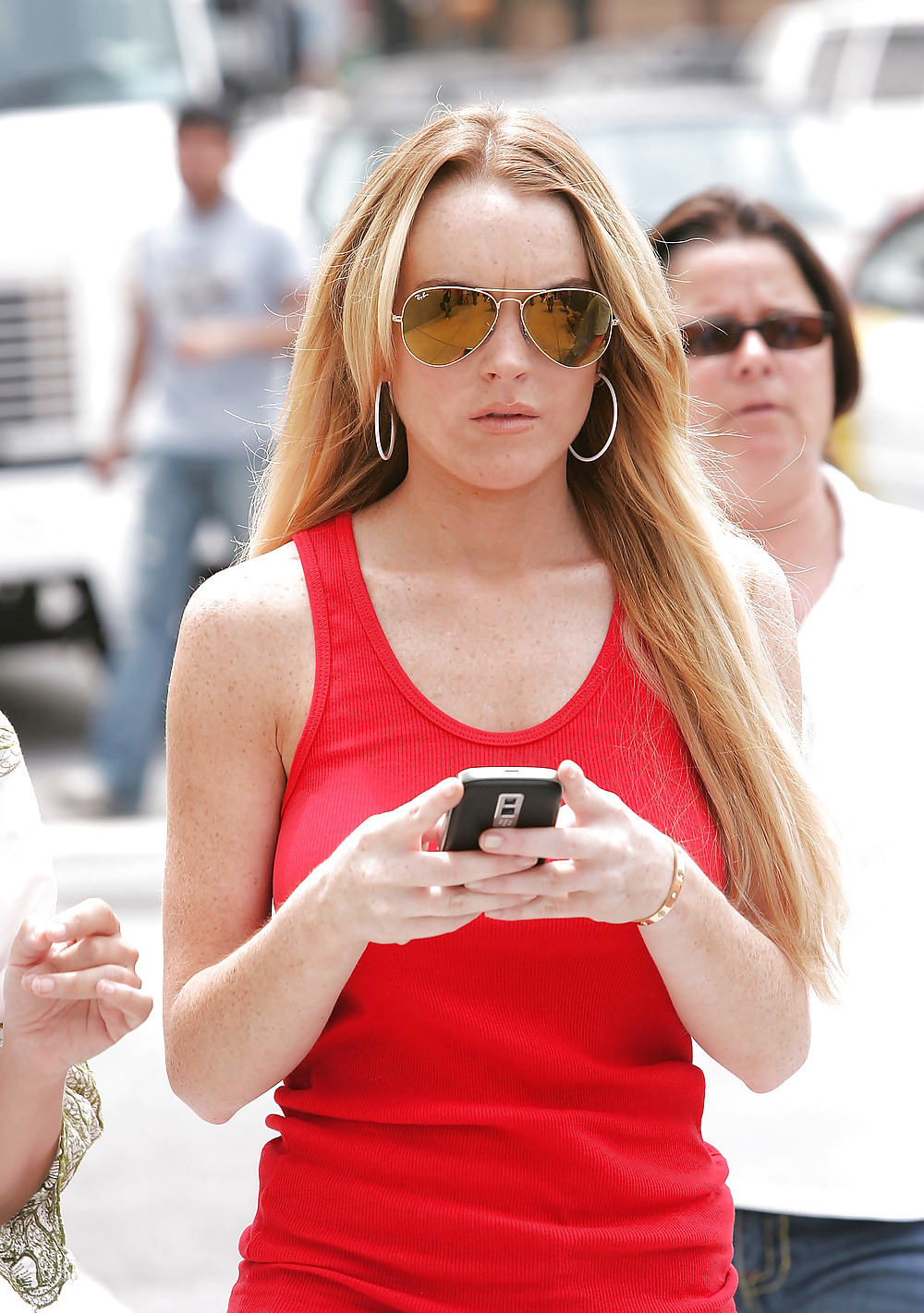 Lindsay Lohan on location for Ugly Betty in Queens #3651325