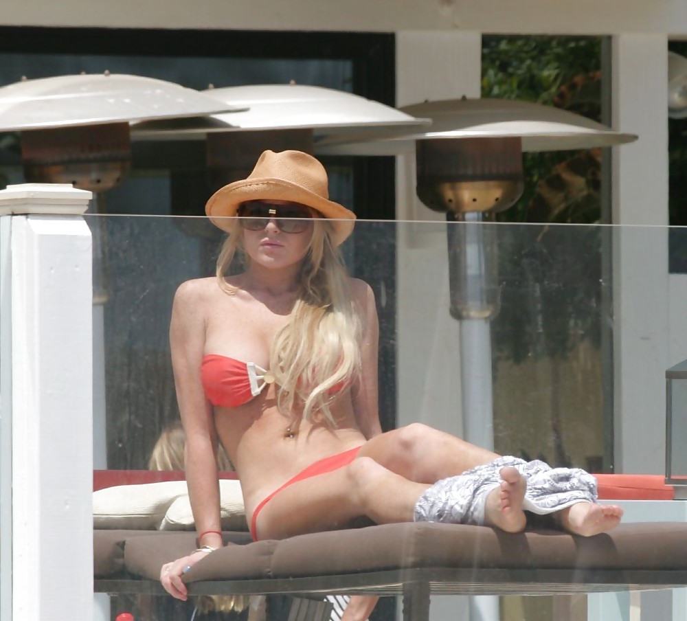 Lindsay lohan
 #10724130