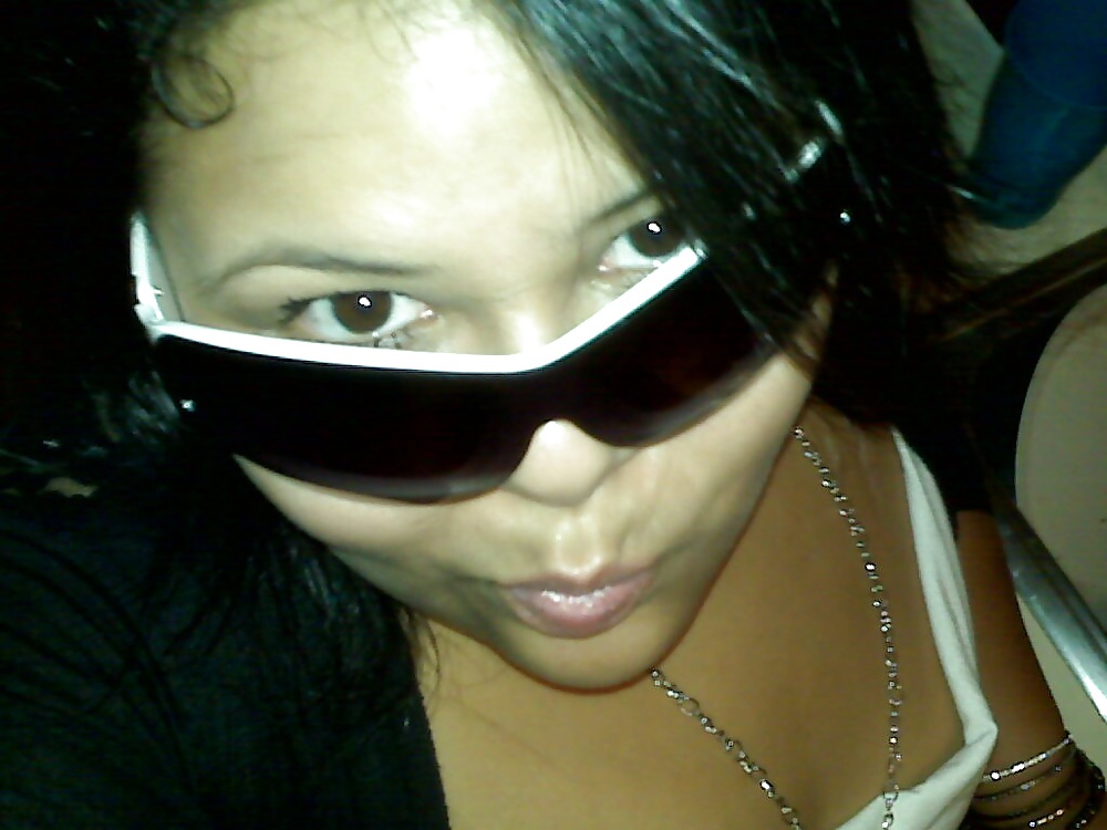 Tomando unas copas en el bar 
 #5716315