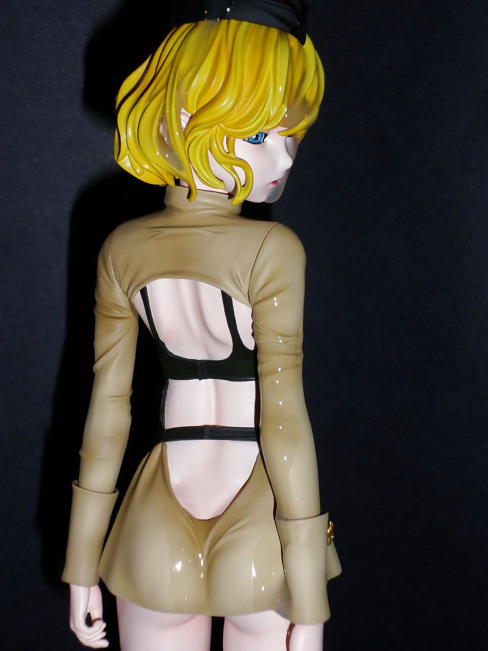 (figura dipinta) luce.army.clothed
 #8198335
