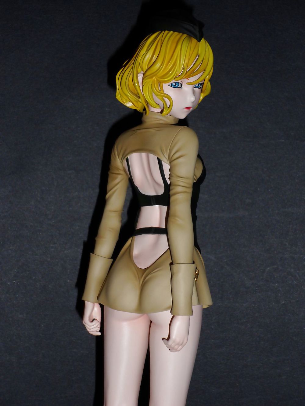 (figura dipinta) luce.army.clothed
 #8198347