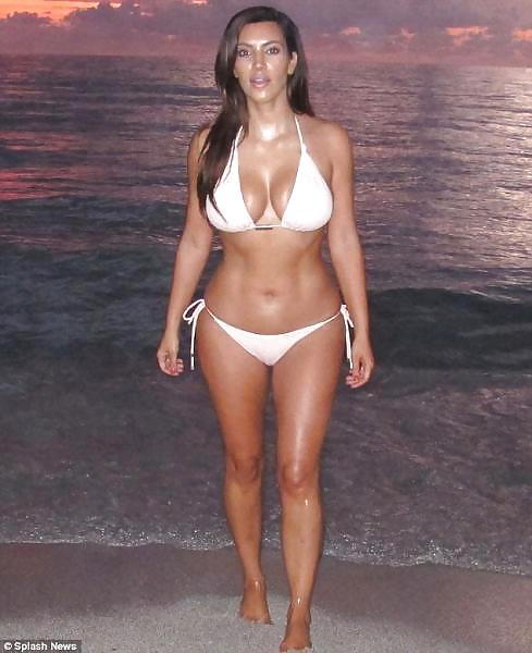 Kim kardashian
 #16487528