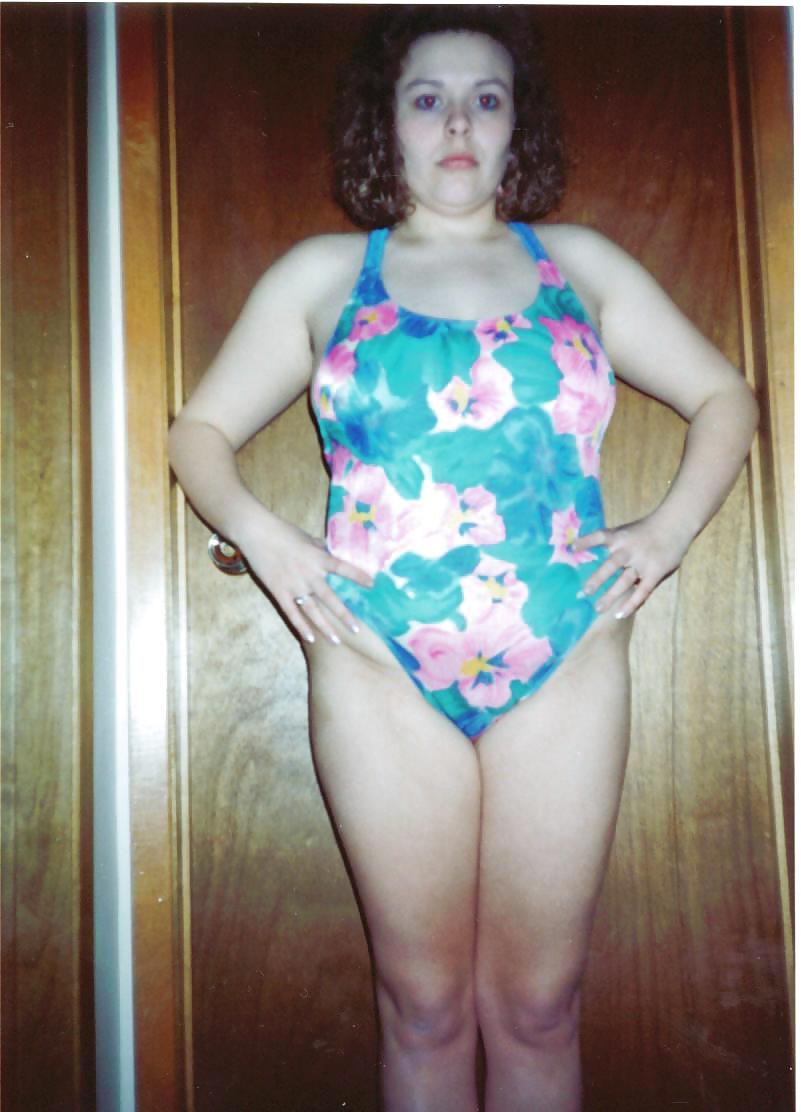 Anni più giovani......bathing suit!!!
 #3420944