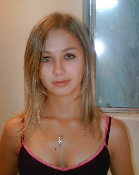 Naked amateur Russian girl 4 #14956811