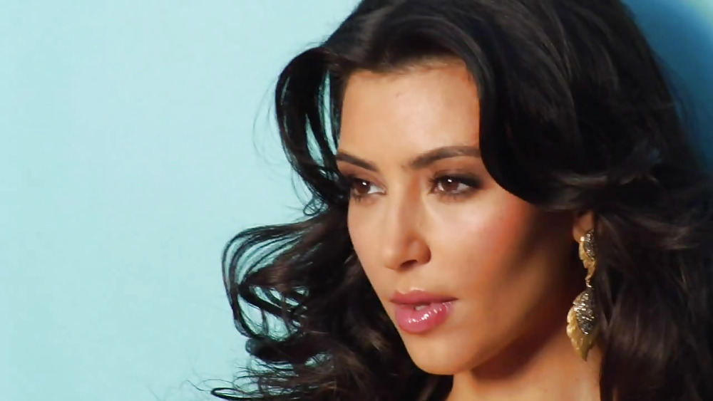 Kim Kardashian Kosmopolitische Zeitschrift Foto-Shooting Video #2632337