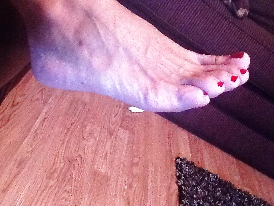 My girlfriend's mom's feet candid #4601753