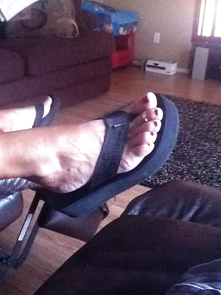 My girlfriend's mom's feet candid #4601809