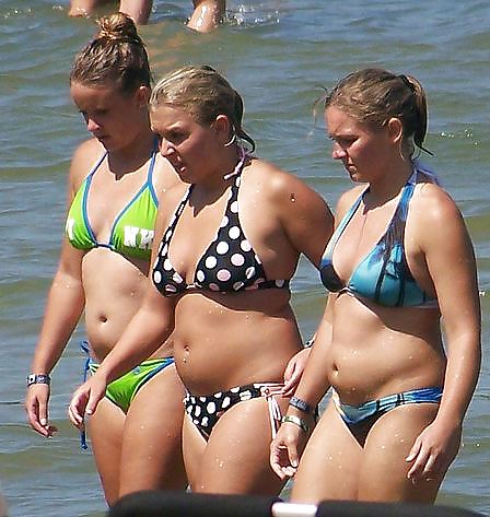 Sexy Plumpers in bikini #4118691