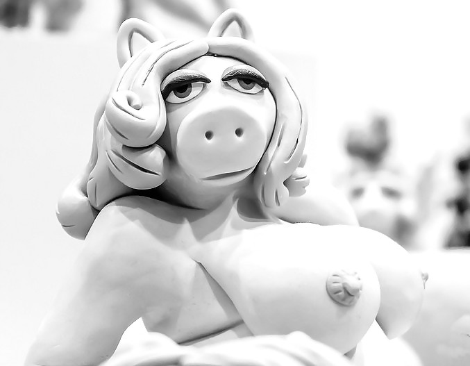 Miss Piggy , arte porno bbw di emilio rangel
 #18627540