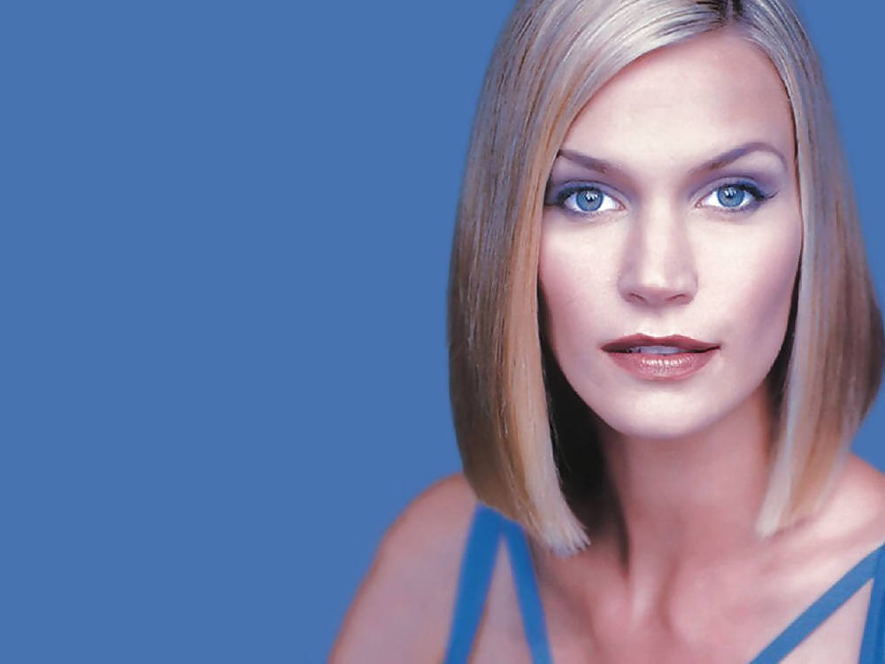 Natasha Henstridge #15449897