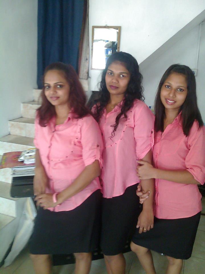 Sri Lankan Facebook girls #17023146