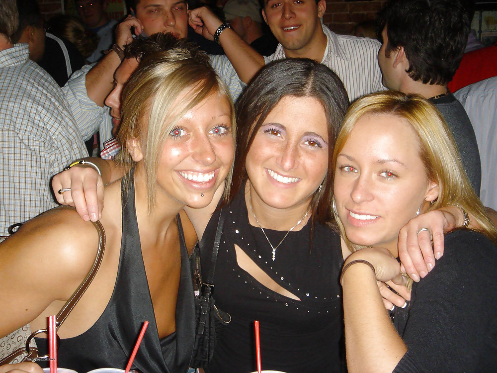 Downblouse #13714710