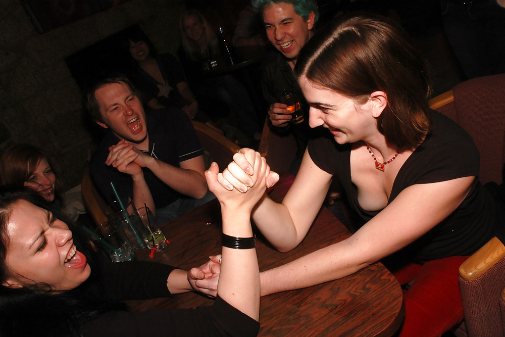 Downblouse #13715128