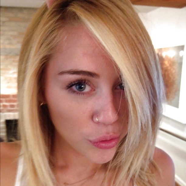 Geben Miley Cyrus Eine Gesichts #11862226