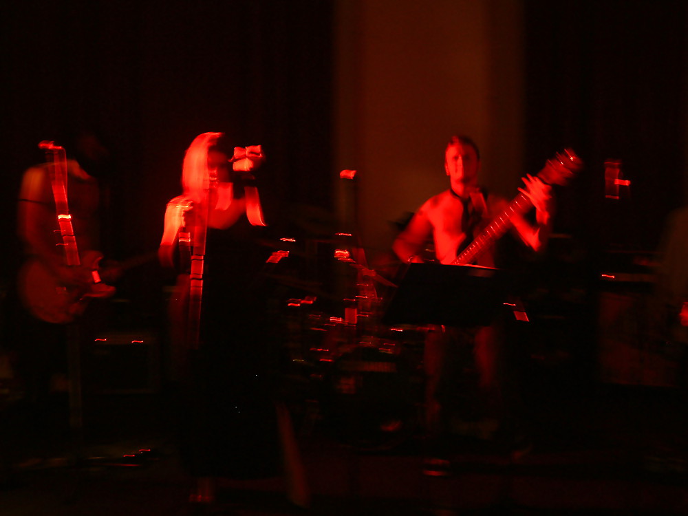 More Live Shots #4244574