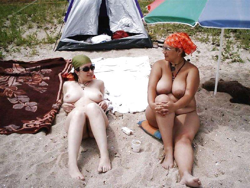 Io sono un nudista della spiaggia
 #1226953