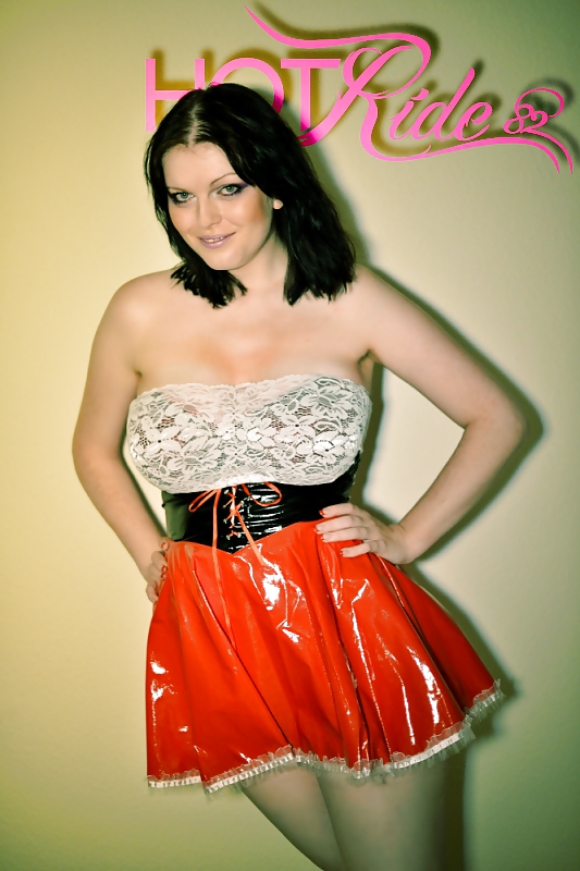 Dirndl #14009205