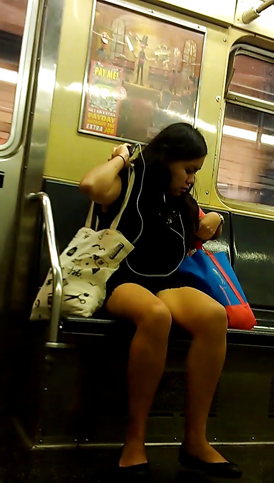 New York Subway Girls Asian Mini Skirt #20989779