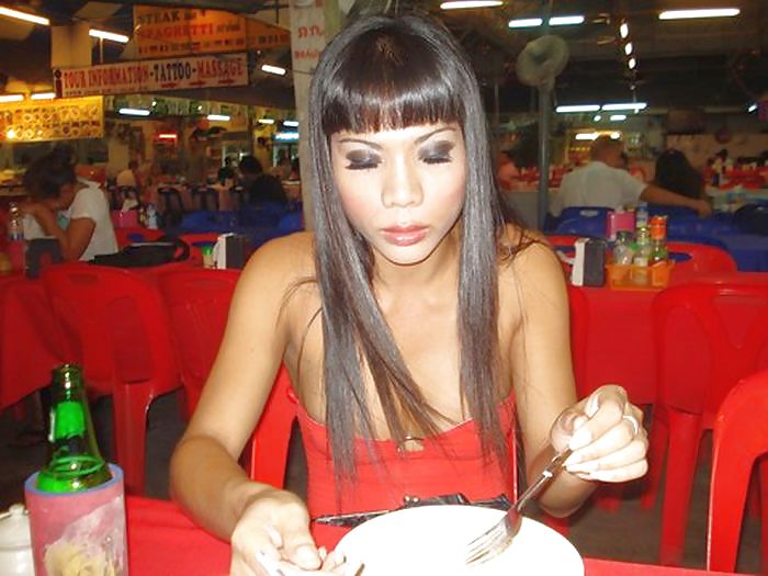 Ladyboy Peut #5465662