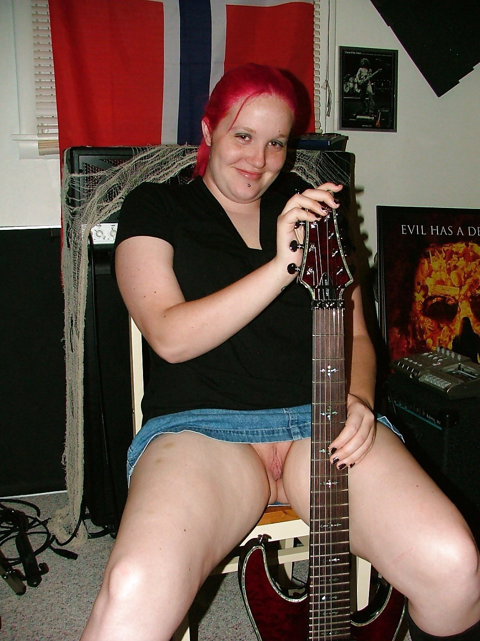 Sexy Ex-Wife with My Guitar (Showing Her Big Pussy Lips) #20065354