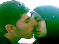 Zorra árabe besando a su novio
 #5222154