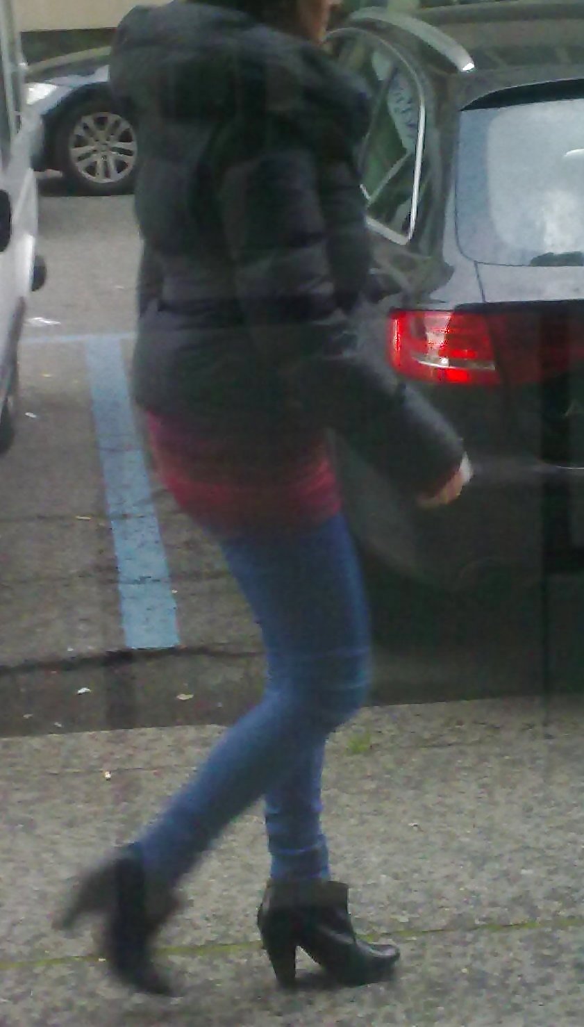 Scatti rubati
 #16924527